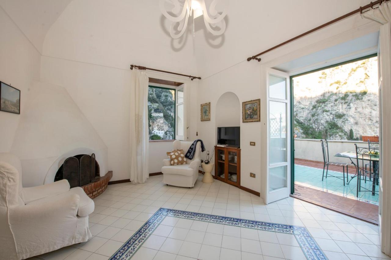 Appartement House Amalfi - Terrace & Seaview à Atrani Extérieur photo